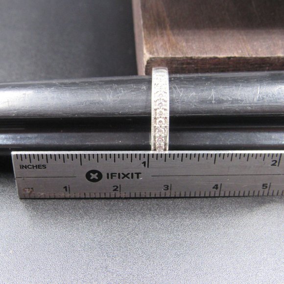 Size 6.75 Sterling Silver Cubic Zirconia Simple Band Ring Vintage - Picture 7 of 8